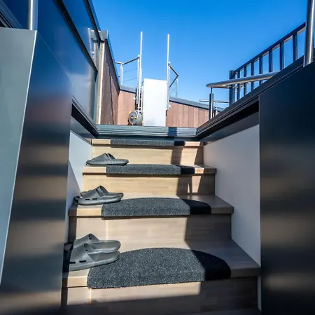 Penthouse With Rooftop Terrace & Balcony * Bergen