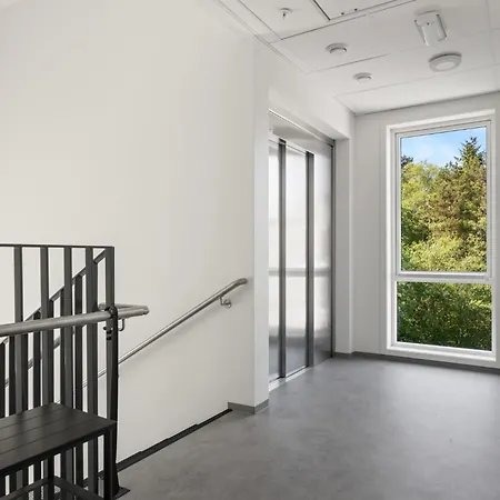 Penthouse With Rooftop Terrace & Balcony Appartement Bergen
