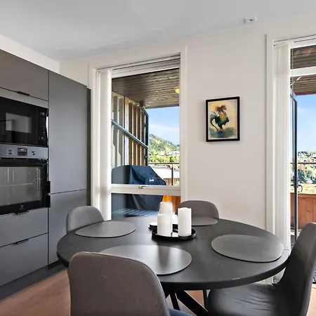 Penthouse With Rooftop Terrace & Balcony Daire