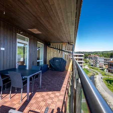 Penthouse With Rooftop Terrace & Balcony