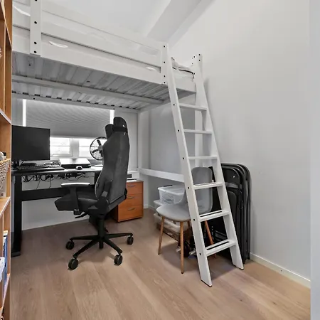 Appartement Penthouse With Rooftop Terrace & Balcony *